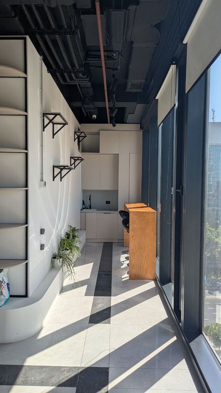 Rent office Nestone, C blok 84 kv with furniture. Rent office Nestone, C blok 84 kv with furniture.