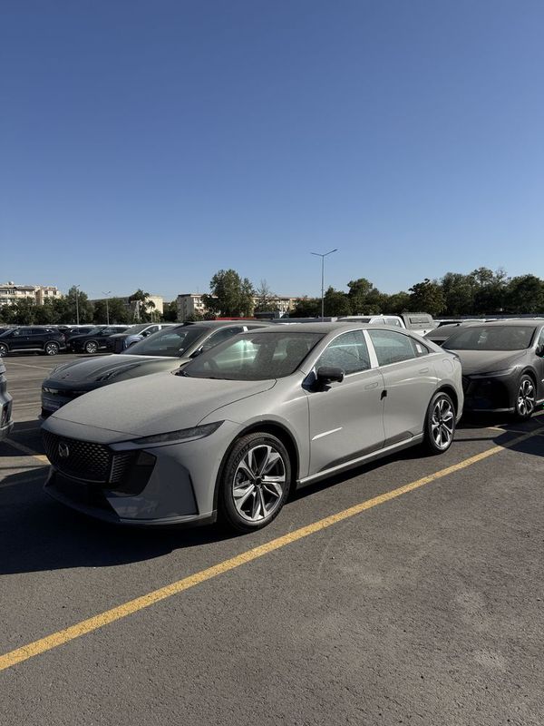 Mazda EZ-6 (гибрид) 2025* Mazda EZ-6 (гибрид) 2025*