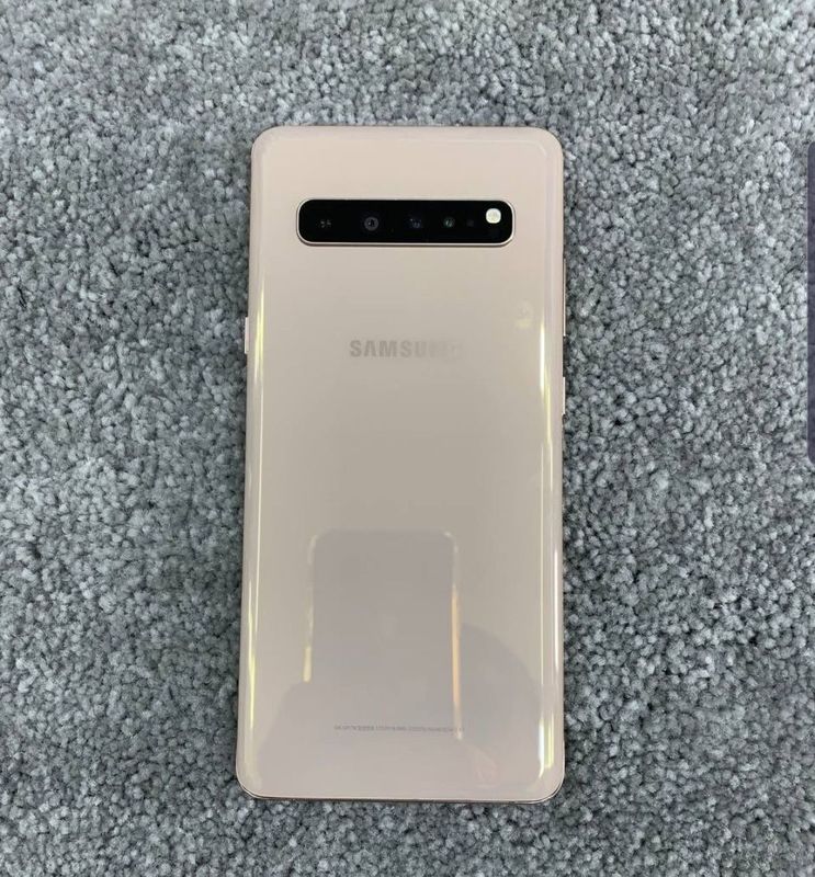 Samsung S10 5g 8/256 obmen ayfonga