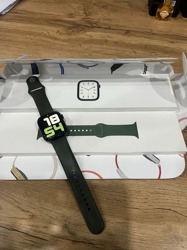 iWatch 7 45mm iWatch 7 45mm