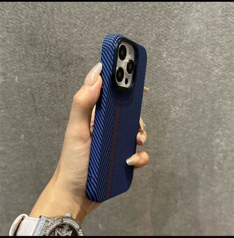 Iphone 12 podan 16 pro maxgacha chexol Iphone 12 podan 16 pro maxgacha chexol