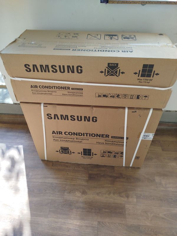 Samsung invertor 12 lik Kondisaner yangi ochilmagan Samsung invertor 12 lik Kondisaner yangi ochilmagan