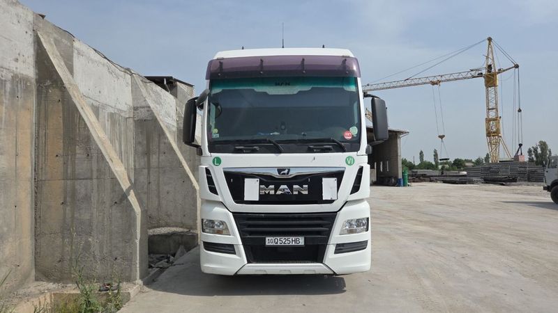 MAN TGX 18.500 Сотилади Йили: 2017 MAN TGX 18.500 Сотилади Йили: 2017