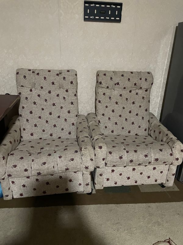 Mebel kreslo divan Mebel kreslo divan