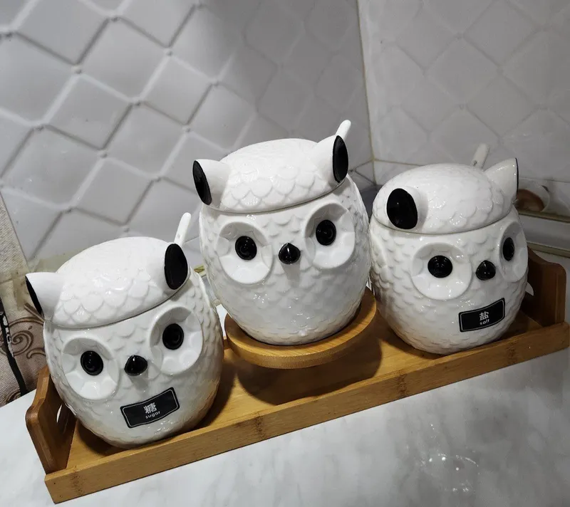 Ziravorlar uchun idish Ziravorlar uchun idish