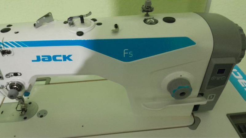 Tikuv mashinasi JACK F5 Tikuv mashinasi JACK F5