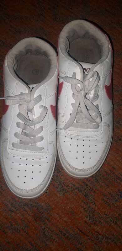 Air nike  size 4o