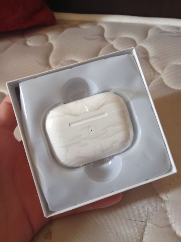 Airpods pro 100тыс срочно Airpods pro 100тыс срочно