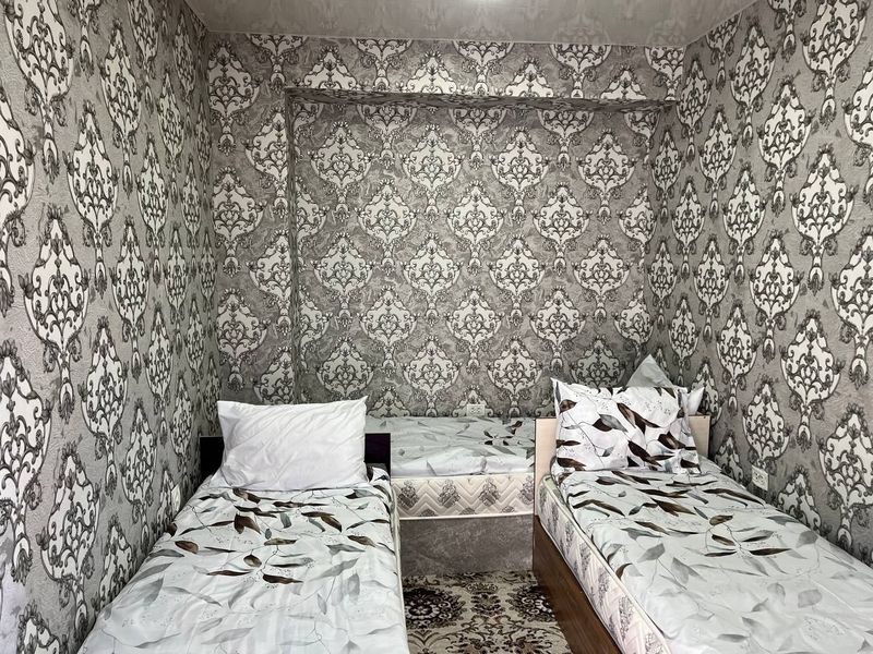 Hostel xostel hotel mexmonxona kvartira хотел gasinisa хостел