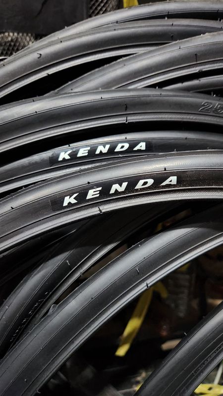 Шоссейная камера KENDA Шоссейная камера KENDA