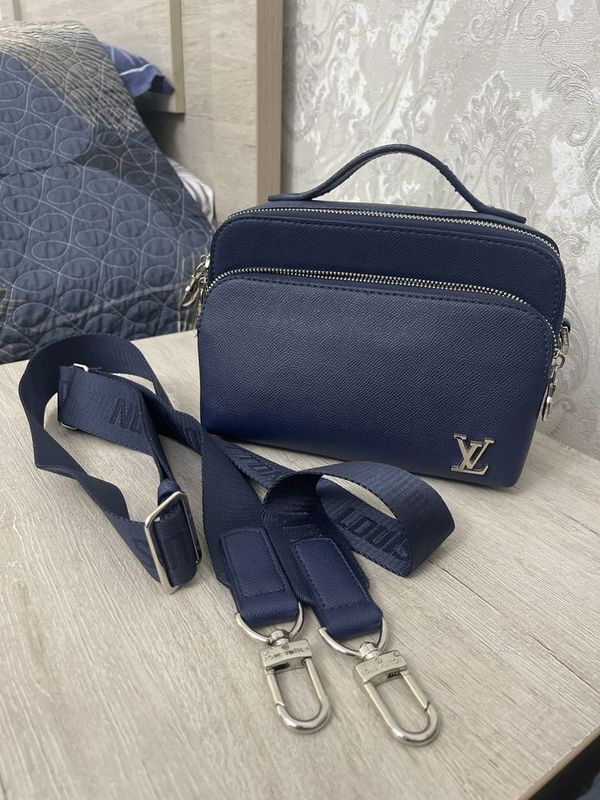 Сумка Louis Vuitton Lux. Сумка Louis Vuitton Lux.