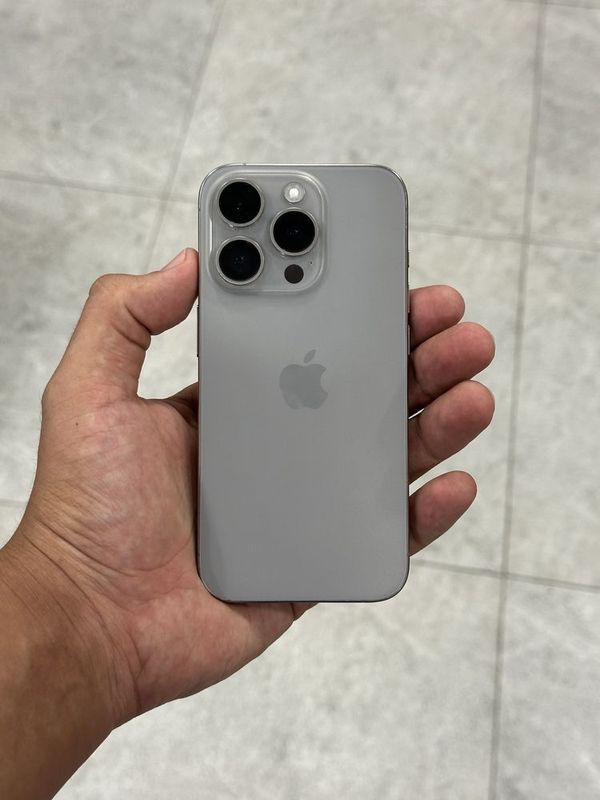 iPhone 15 pro Dual Sim 256 GB iPhone 15 pro Dual Sim 256 GB