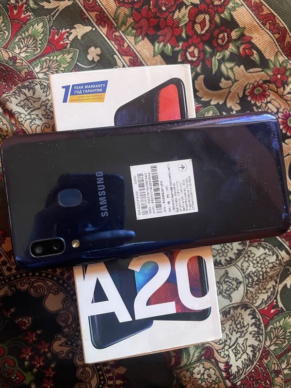 Samsung galaxy A20