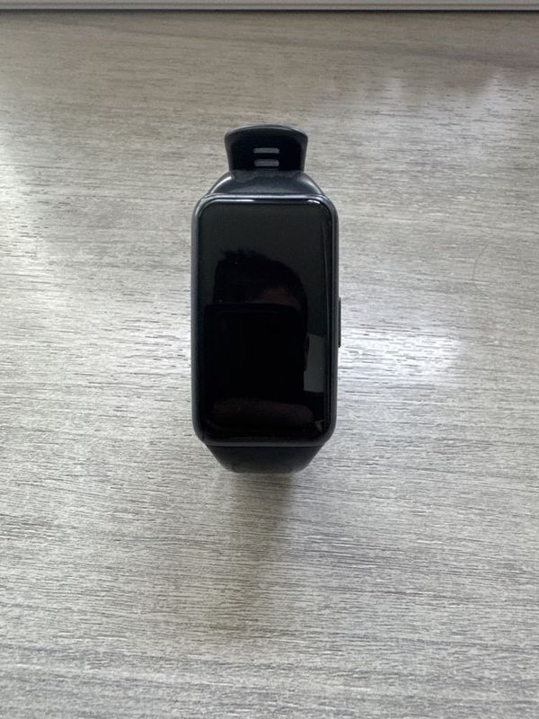 Honor Band 6 в отличном состоянии Honor Band 6 в отличном состоянии