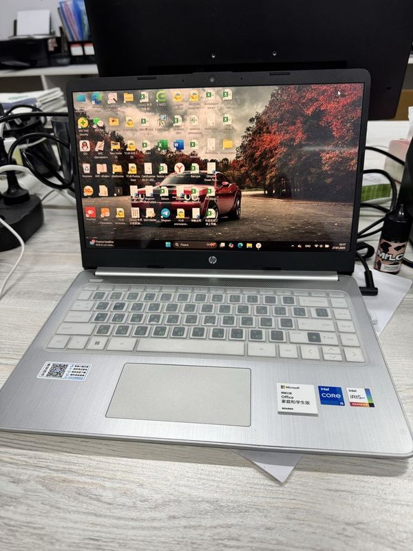 HP notebook s14 core i 5