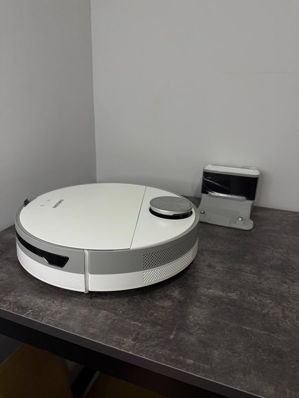 Робот пылесос Samsung VR30T80313W