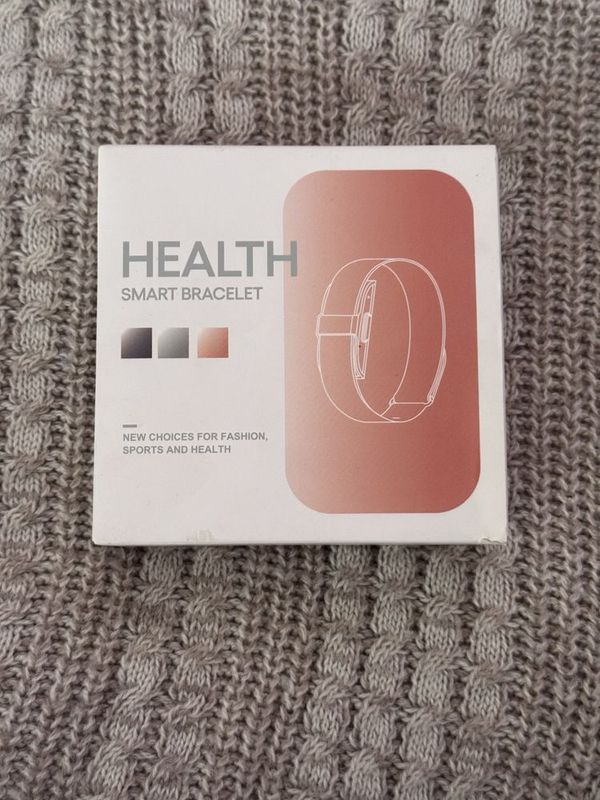 Фитнес браслет. HEALTN Smart bracelet Фитнес браслет. HEALTN Smart bracelet