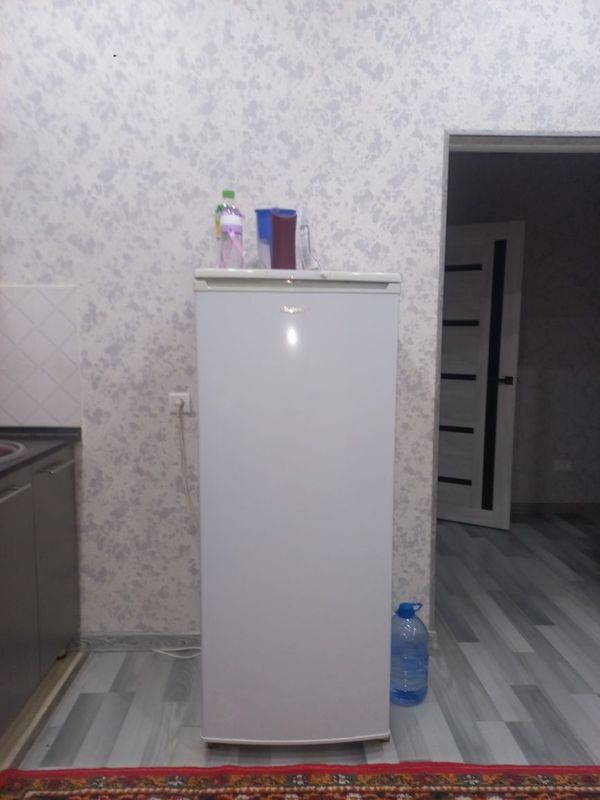 Продаю холодильник