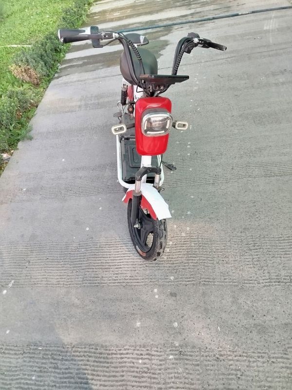Elekroni sukutir
