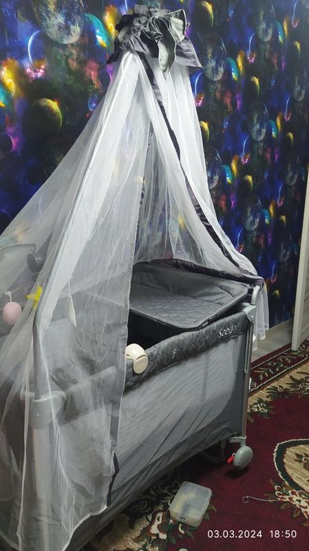 Крават манеж янги сотилади 1.000 000