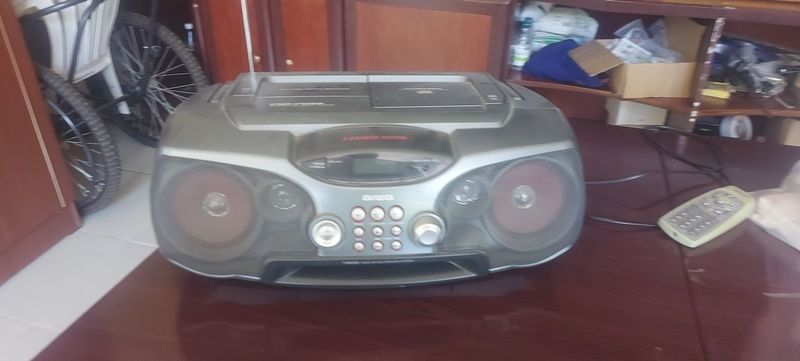 Продаеться Aiwa CD Audio Radio bumbox