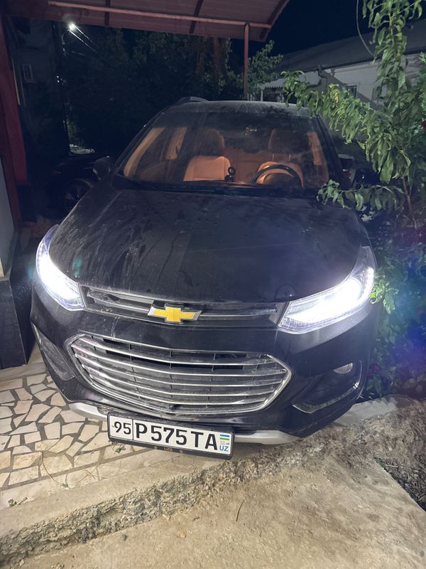 Tracker 1 2019г