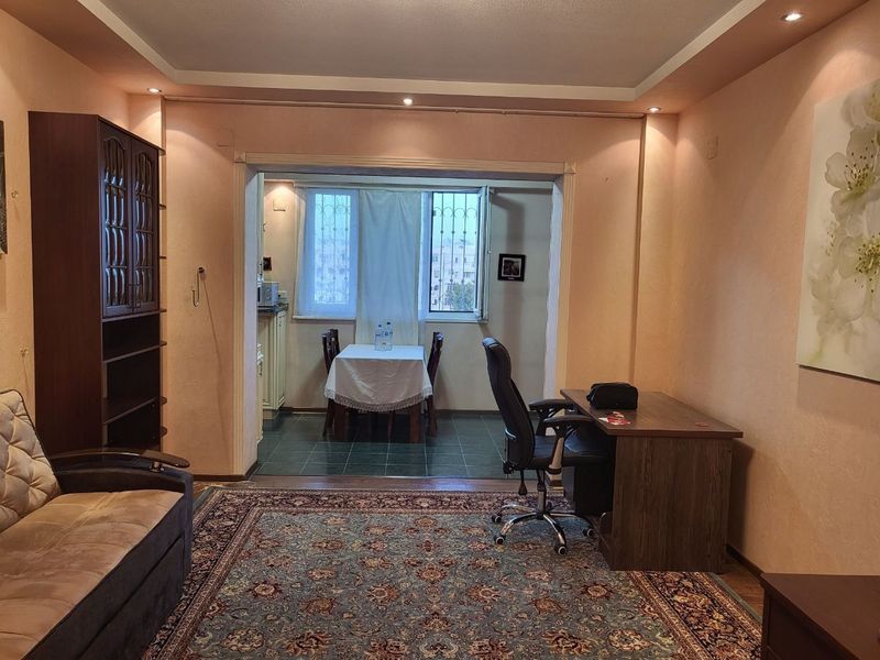 Яккасарой кизларга квартира бор