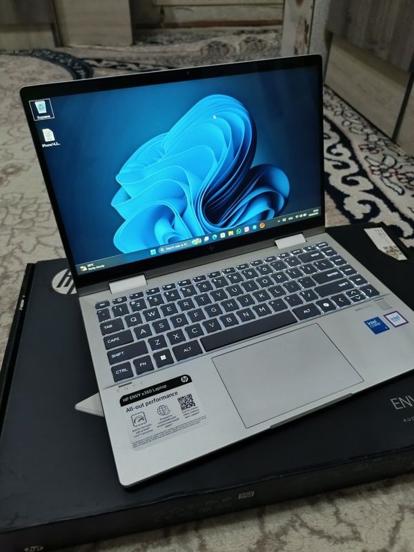 HP Envy x360 2-in-1 laptop 14 HP Envy x360 2-in-1 laptop 14
