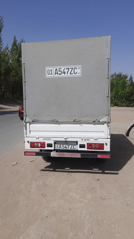 Pul topar mashina