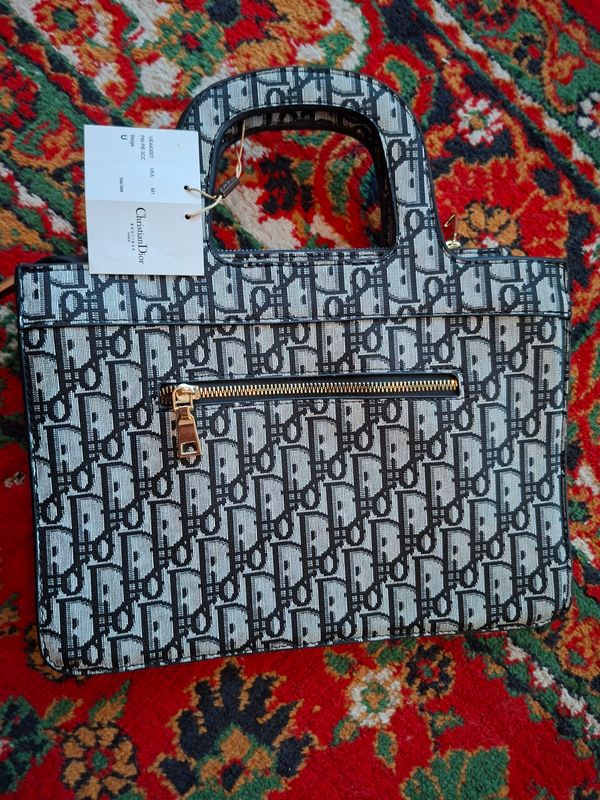 sumka Dior