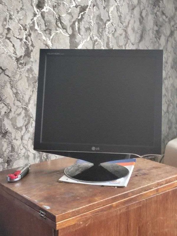 Продаётся старый монитор LG Продаётся старый монитор LG