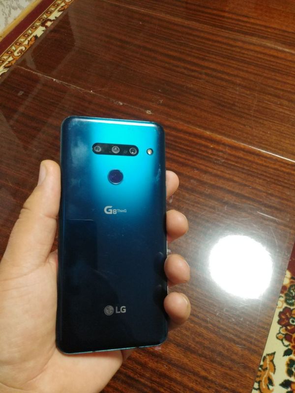 LG G8 ThinQ 6/128 snapdragon 855