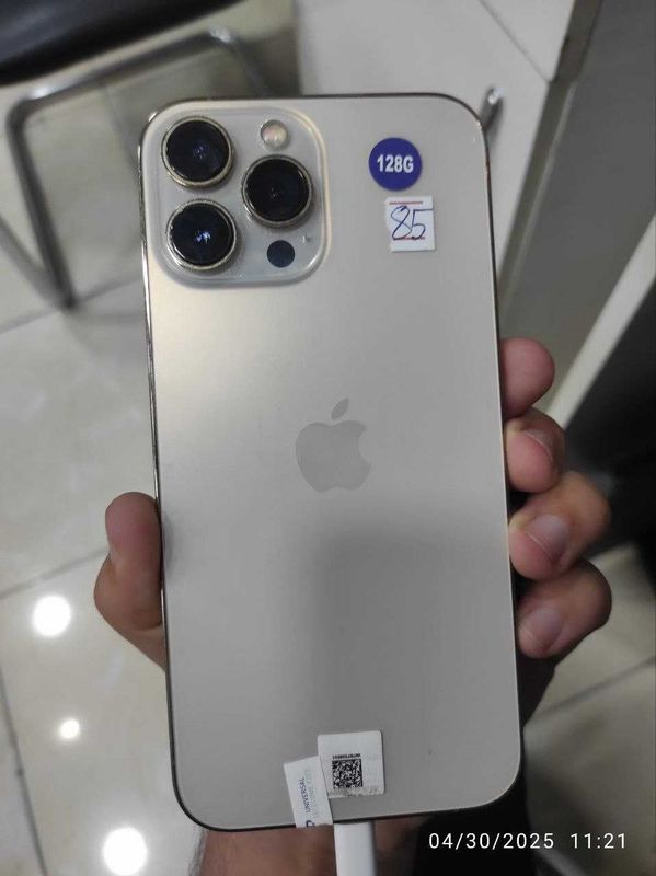 iPhone 13 Pro Max Gold iPhone 13 Pro Max Gold