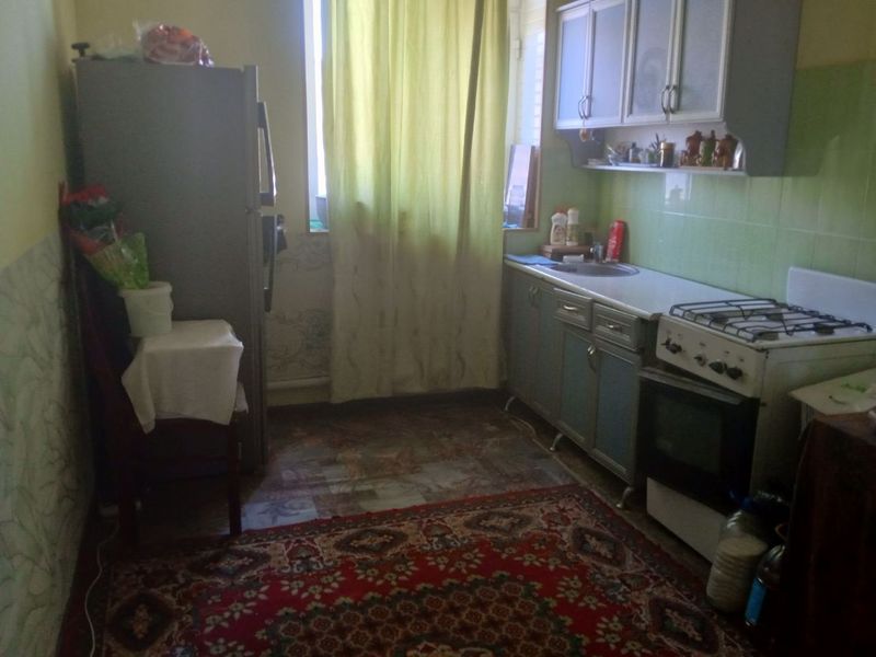Продается трёхкомнатная квартира