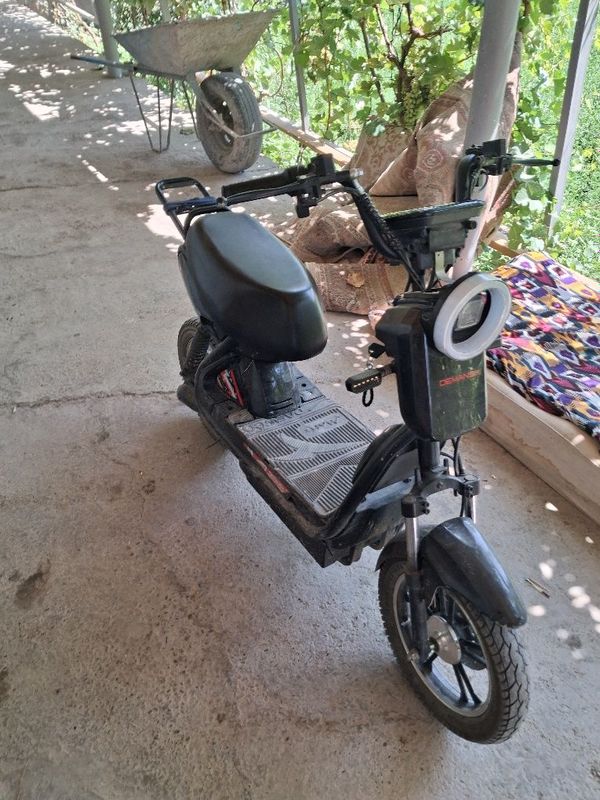 Elektro sukutir zapas xod 60 km Elektro sukutir zapas xod 60 km