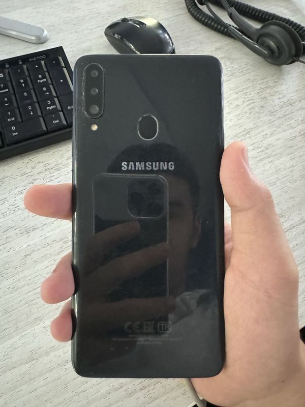 Samsung A20s продается Samsung A20s продается