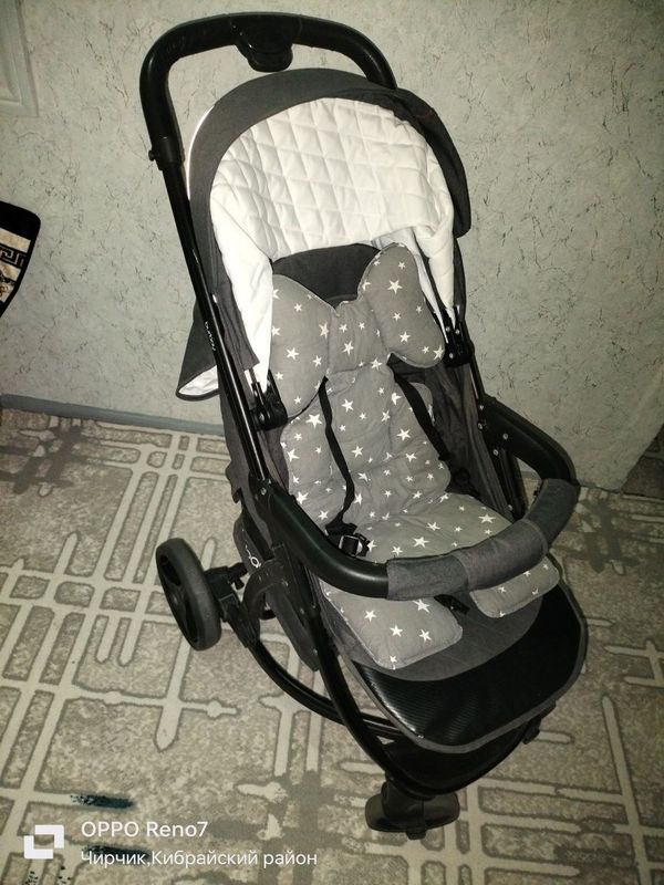 Продаётся коляска 3 в 1 Продаётся коляска 3 в 1