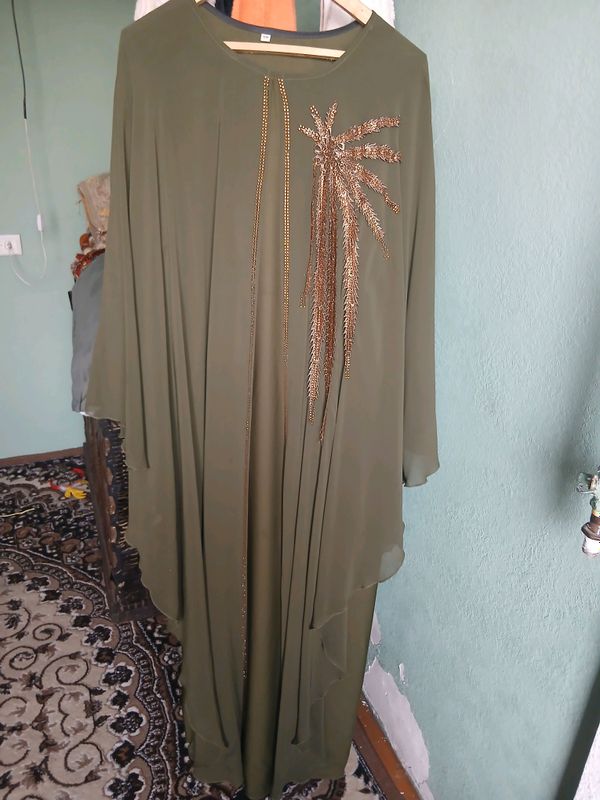 abaya 1 marta kiyilgan yangidek abaya 1 marta kiyilgan yangidek