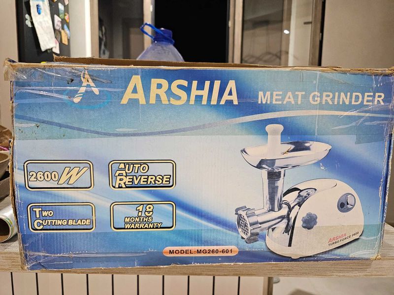 Электрическая мясорубка Arshia