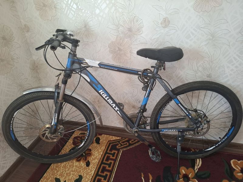 Velosiped sotiladi Velosiped sotiladi