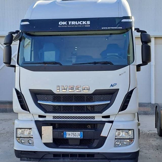 IVECO Фура грузовой