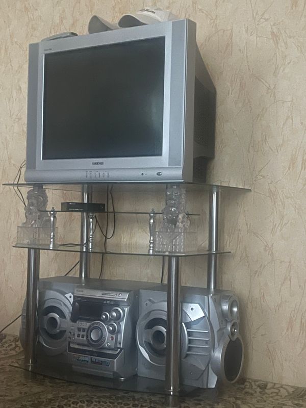 Telvizor padstavka bilan 500.000
