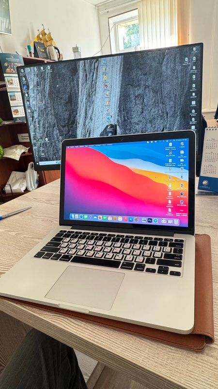 MacBook Pro 13-inch MacBook Pro 13-inch