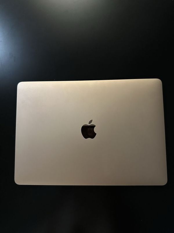 MacBook Air 13” M1 (8/256), Золотой, как новый, полный комплект MacBook Air 13” M1 (8/256), Золотой, как новый, полный комплект