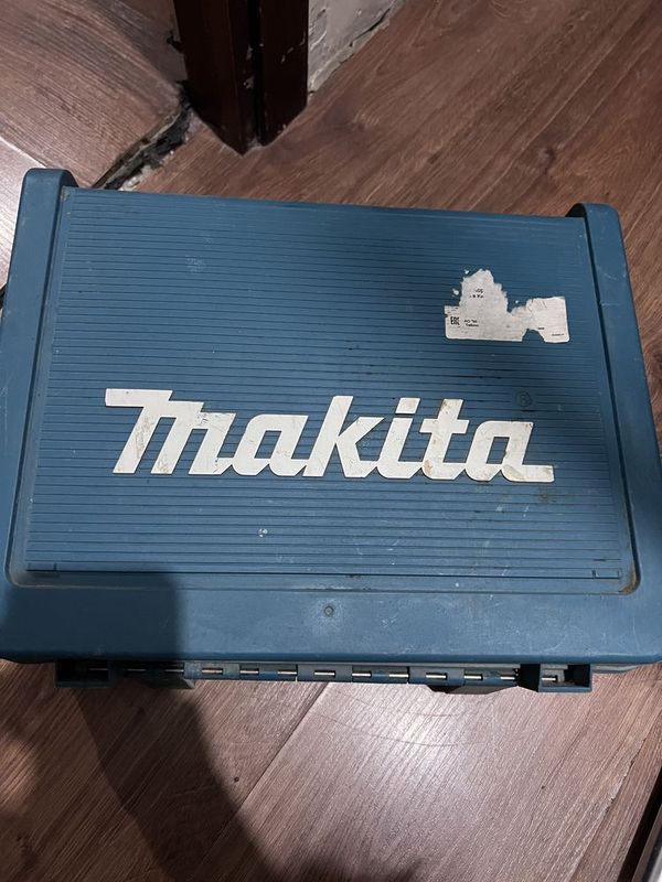 Миксер Мактес ( Makita)