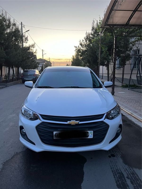 Chevrolet Onix LTZ Chevrolet Onix LTZ