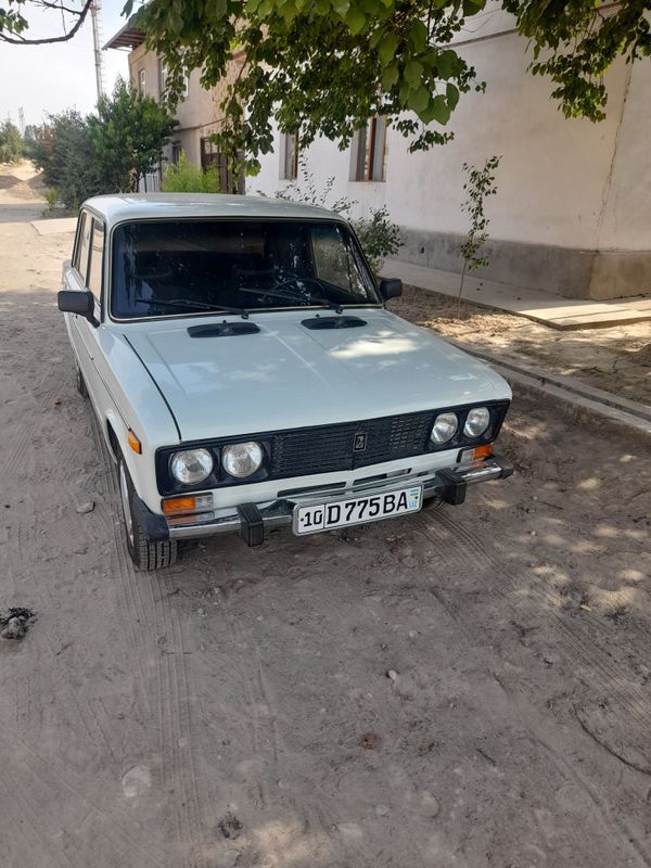 Vaz 2106 satiladi