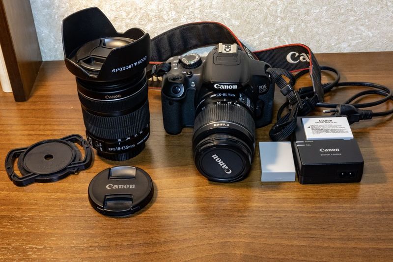 Продам Canon 650d