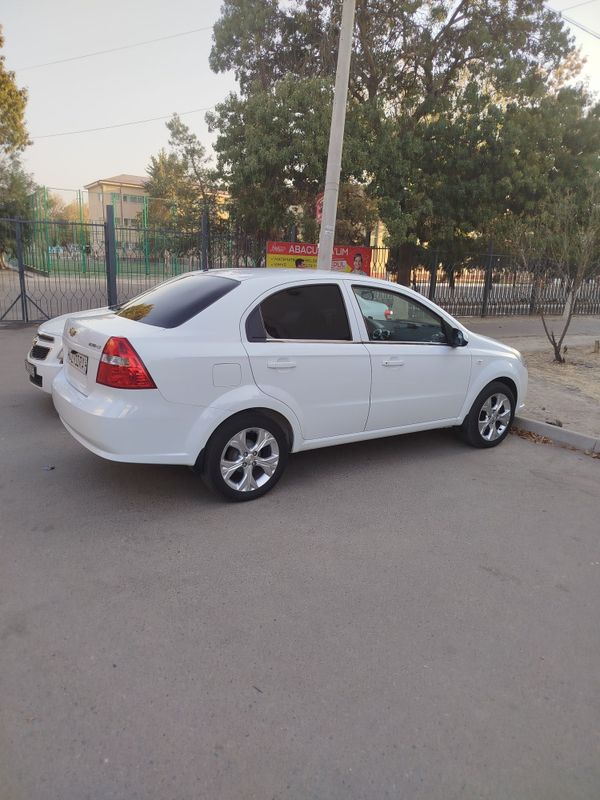 Nexia 3 2019 yil evro Metan gaz+500$ navarot kraska toza