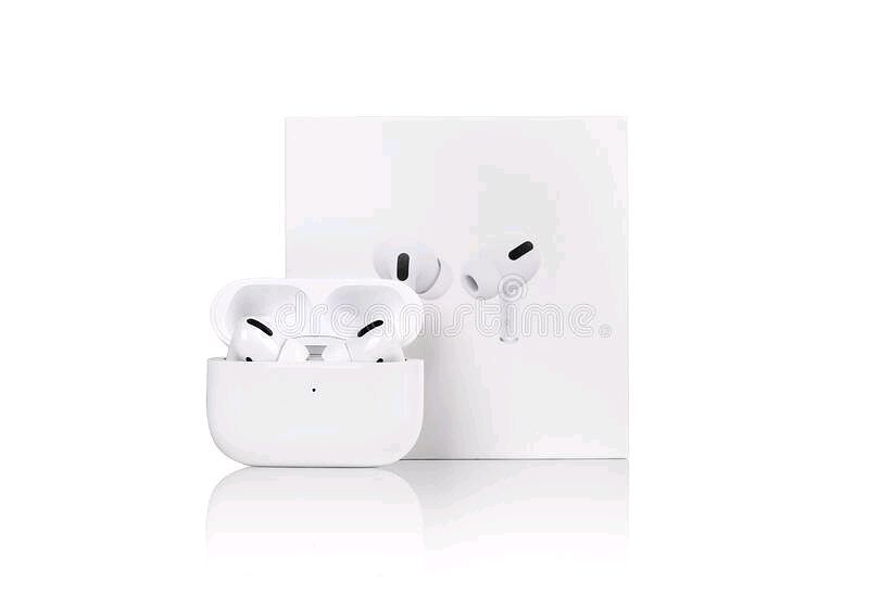 airpods pro . pro 2